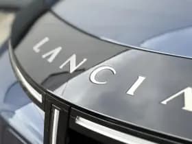 Lancia Ypsilon Edizione Limitata Cassina Navigatie | Apple carplay/Andriod auto | Cruise control | Velours bekleding | Achteruitrij camera | thumbnail 9