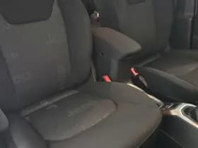 Jeep Renegade 1.4 MultiAir Longitude | Trekhaak | Cruise Control | Bluetooth thumbnail 6