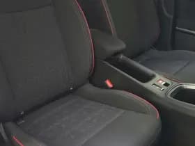 Fiat 600e RED 54 kWh | Apple-Android | Cruise Control | Parkeersensoren thumbnail 6