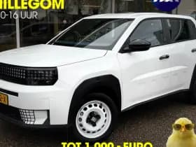 Fiat Grande Panda RED 11kW 44 kWh | LED | Parkeersensoren | Carplay draadloos | airco | cruise control |