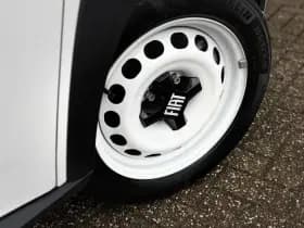 Fiat Grande Panda RED 11kW 44 kWh | LED | Parkeersensoren | Carplay draadloos | airco | cruise control | thumbnail 16