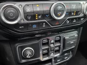 Jeep Wrangler BRUTE Custom Sahara 4xe 380 | Cabriodak | Apple-Android | Adaptive Cruise Control thumbnail 22