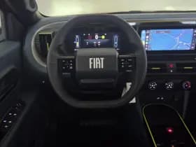 Fiat Grande Panda RED 11kW 44 kWh | Apple-Android | Cruise Control | Parkeersensoren thumbnail 2