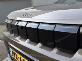 Jeep Compass First Edition 74 kWh | Schuif-kanteldak | Apple-Android | Massagestoelen thumbnail 9