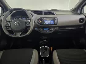 Toyota Yaris 1.5 Hybrid Bi-Tone Plus | Panoramadak | Navigatie | Parkeercamera thumbnail 12