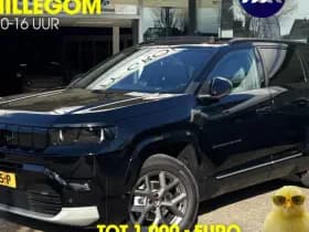 Jeep Compass 1.2 e-Hybrid First Edition | Panoramadak | stoel massage | Carplay | 360 Camera | Focal audio |