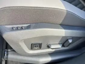 Jeep Compass 1.2 e-Hybrid First Edition | Panoramadak | stoel massage | Carplay | 360 Camera | Focal audio | thumbnail 21