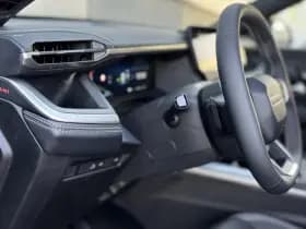 Jeep Compass 1.2 e-Hybrid First Edition | Schuif-kanteldak | Massagestoelen | Apple-Android thumbnail 13