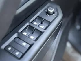 Jeep Compass 1.2 e-Hybrid First Edition | Schuif-kanteldak | Massagestoelen | Apple-Android thumbnail 23