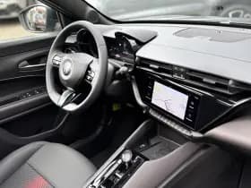 Alfa Romeo Junior 1.2 Turbo Hybrid Ibrida Speciale thumbnail 2