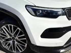 Jeep Compass 4xe 240 Plug-in Hybrid Electric Summit | Safety Pack | Premium Pack | Winter Pack | thumbnail 18