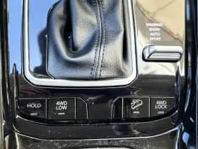 Jeep Compass 4xe 240 Plug-in Hybrid Electric Summit | Safety Pack | Premium Pack | Winter Pack | thumbnail 25