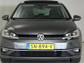 Volkswagen Golf 1.5 TSI Highline Business R | Schuif-Kanteldak | Apple-Android | Parkeercamera thumbnail 3