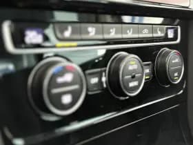 Volkswagen Golf 1.5 TSI Highline Business R | Schuif-Kanteldak | Apple-Android | Parkeercamera thumbnail 21