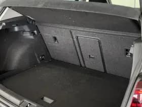 Volkswagen Golf 1.5 TSI Highline Business R | Schuif-Kanteldak | Apple-Android | Parkeercamera thumbnail 31