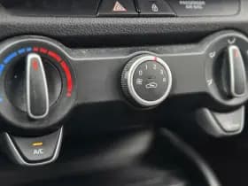 Kia Rio 1.0 TGDI Design Edition | Apple-Android | Parkeercamera | Dealeronderhouden thumbnail 19