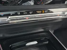 Mercedes-Benz GLA 250 e AMG Line | Schuif-kanteldak | Apple-Android | Navigatie thumbnail 21