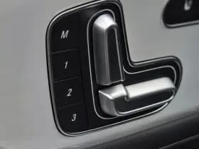 Mercedes-Benz GLA 250 e AMG Line | Schuif-kanteldak | Apple-Android | Navigatie thumbnail 24