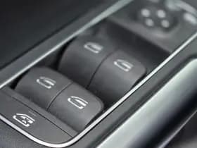 Mercedes-Benz GLA 250 e AMG Line | Schuif-kanteldak | Apple-Android | Navigatie thumbnail 26