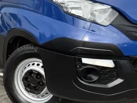 Iveco Daily 35S12V 2.3 352 H2 | 3-zits | Trekhaak | Parkeersensoren thumbnail 24