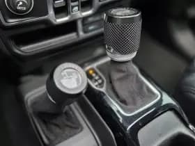 Jeep Wrangler thumbnail 11