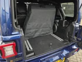 Jeep Wrangler thumbnail 5