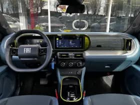 Fiat Grande Panda RED 11kW 44 kWh | Apple-Android | Cruise Control | Parkeersensoren thumbnail 4