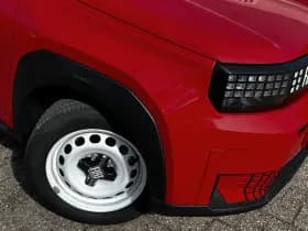 Fiat Grande Panda RED 11kW 44 kWh | Apple-Android | Cruise Control | Parkeersensoren thumbnail 5