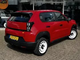 Fiat Grande Panda RED 11kW 44 kWh | Apple-Android | Cruise Control | Parkeersensoren thumbnail 7