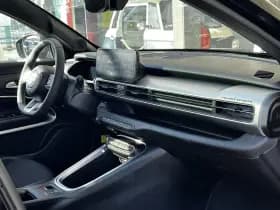 Jeep Avenger Summit 54 kWh | Schuif-kanteldak | Apple-Android | Warmtepomp thumbnail 2