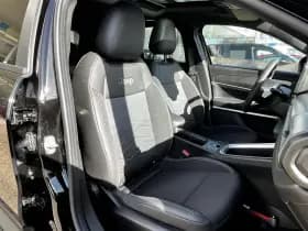 Jeep Avenger Summit 54 kWh | Schuif-kanteldak | Apple-Android | Warmtepomp thumbnail 15