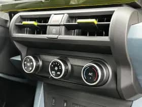 Fiat Grande Panda 1.2 Hybrid ICON | Apple-Android | Cruise Control | Parkeersensoren thumbnail 27