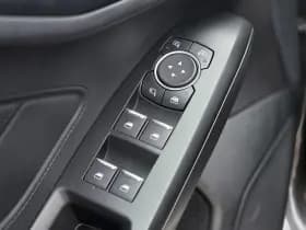 Ford Focus thumbnail 24