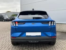 Ford Mustang thumbnail 10
