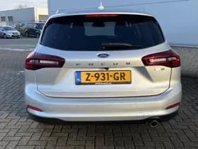 Ford Focus thumbnail 10