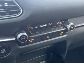 Mazda CX-30 thumbnail 23