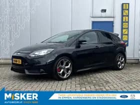Ford Focus thumbnail 3