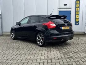 Ford Focus thumbnail 7