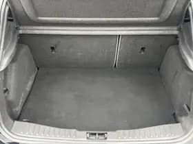 Ford Focus thumbnail 9