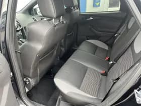 Ford Focus thumbnail 10