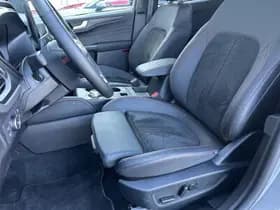 Ford Kuga thumbnail 23