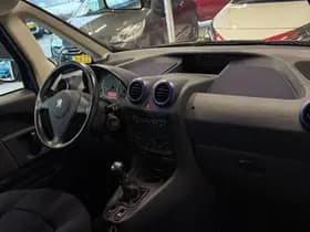 Peugeot 1007 thumbnail 9
