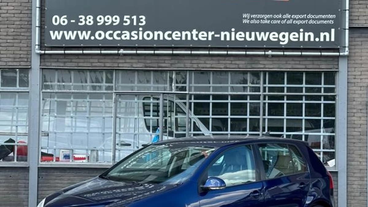 Volkswagen Golf — foto 1