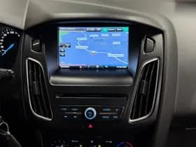 Ford Focus thumbnail 12