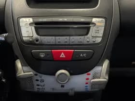 Peugeot 107 thumbnail 14