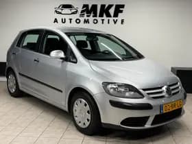 Volkswagen Golf thumbnail 3