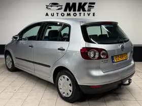 Volkswagen Golf thumbnail 4