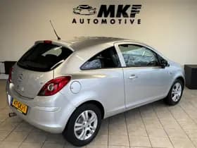 Opel Corsa thumbnail 4