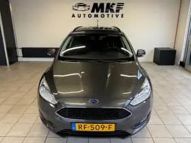 Ford Focus thumbnail 6