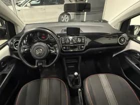 Volkswagen Up! thumbnail 10